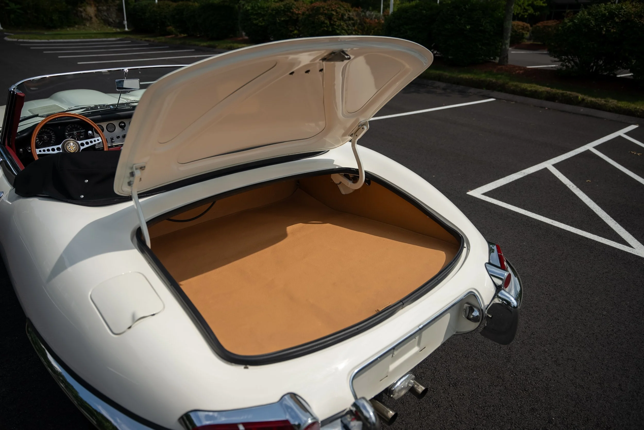 1963 Jaguar XKE ex Feinberg — BOND GROUP